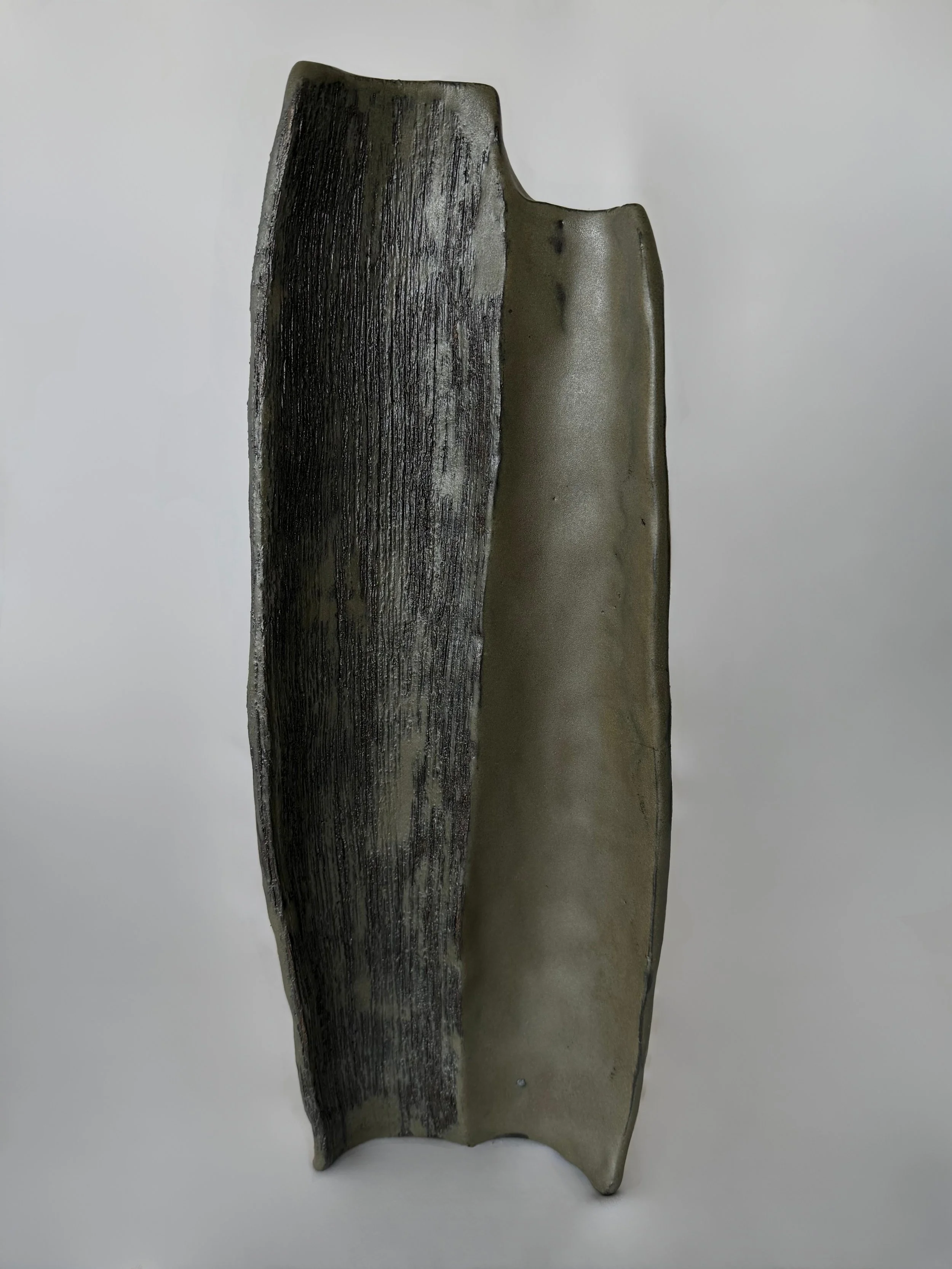 The Face I Show, 2025, stoneware, by Ayse Nisa Akdemir