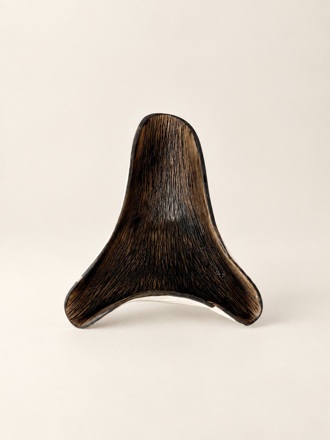 Gesture, 2025, stoneware, by Ayse Nisa Akdemir