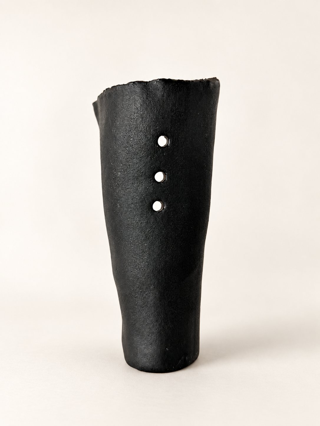 Vent, 2025, stoneware, by Ayse Nisa Akdemir